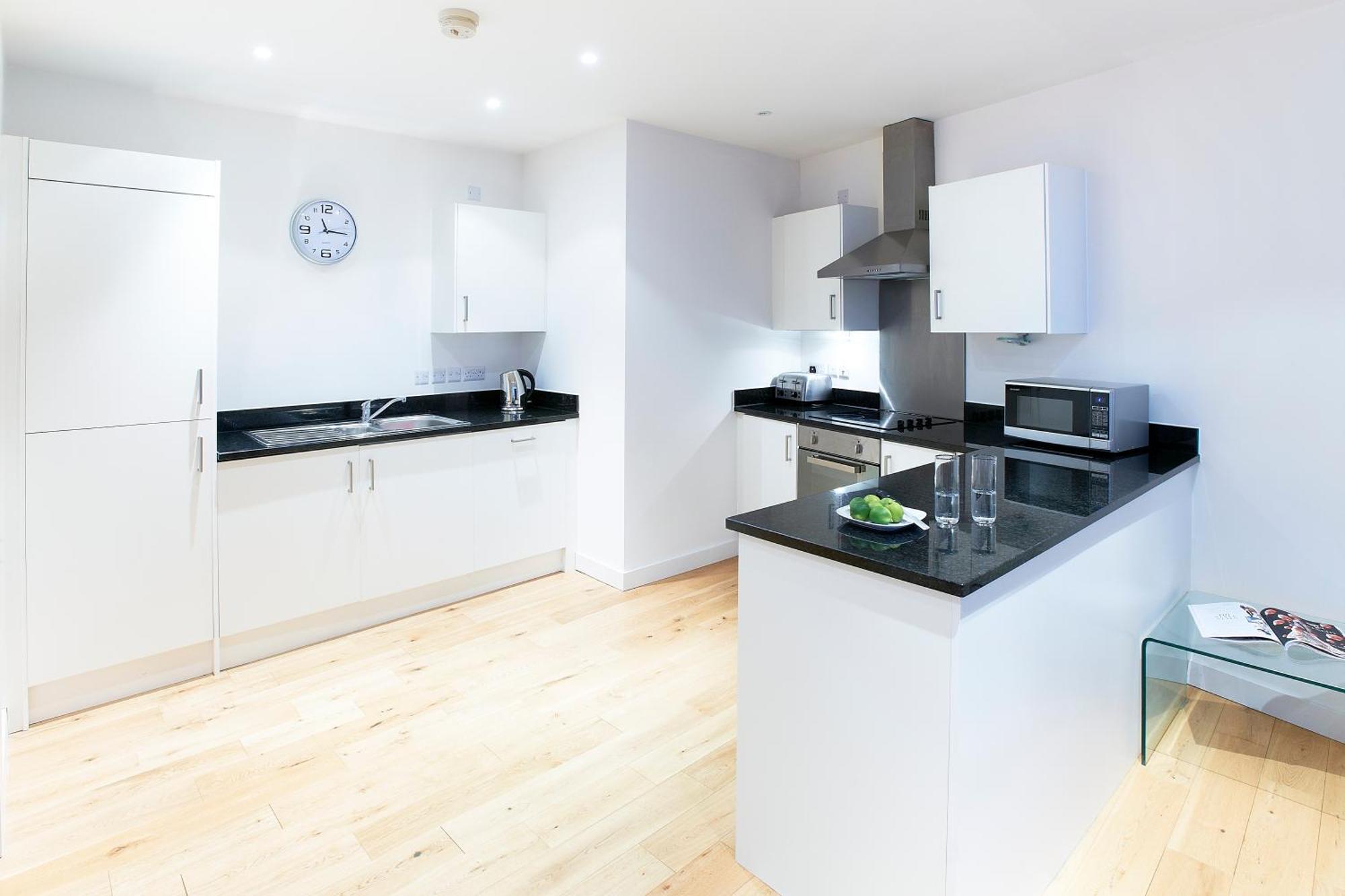 Watford Centre - Luxury Penthouse Apartment Luaran gambar